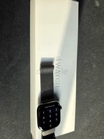 Apple Watch Series 11 titanium slate
