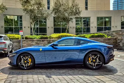 2021 Ferrari ROMA — фото 5