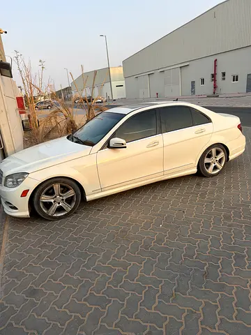 2011 Mercedes-BENZ C-CLASS — миниатюра 3