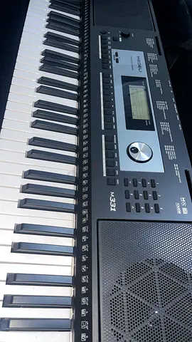 medeli m331 piano for sale brand new with it’s bag