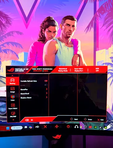 ASUS ROG XG32UCWMG NEW CONDITION UNDER WARRANTY INVOICE AVAILABLE