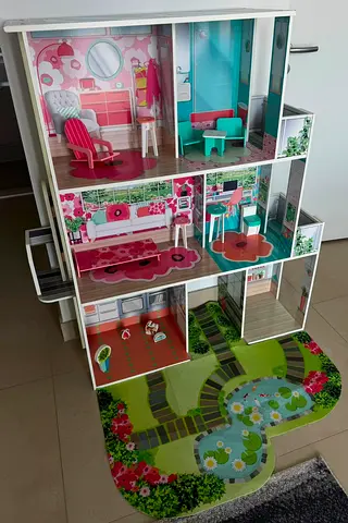 Dollhouse