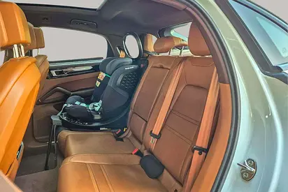 2023 Porsche CAYENNE thumbnail 12