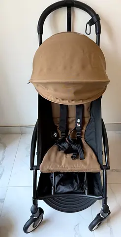 BABYZEN YOYO² Stroller – Black Frame / Taupe