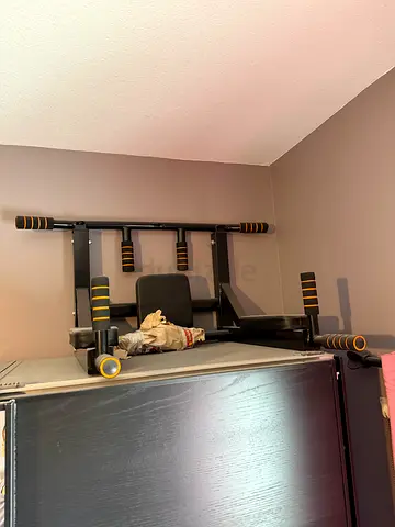 Wall-mounted Pull-up and Dip Station / Home Chin-up Bar