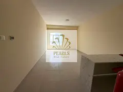 Luxury 1BHK Master Sea View: wide hall, 2 baths, American kitchen, wardrobes, central gas, owner mai