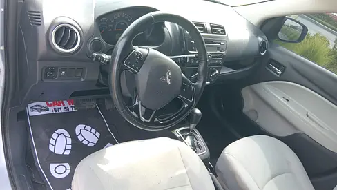 Mitsubishi Attrage GLS, миниатюра 9