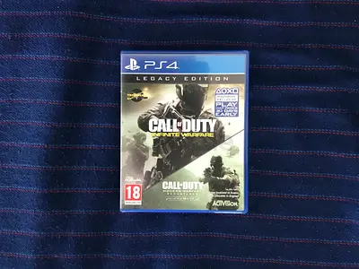 Call of Duty: Infinite Warfare - Legacy Edition (PS4)