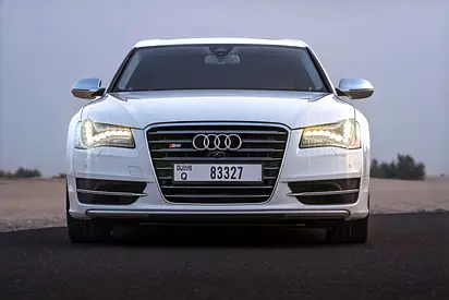 صورة 4 لـ 2013 AUDI S8