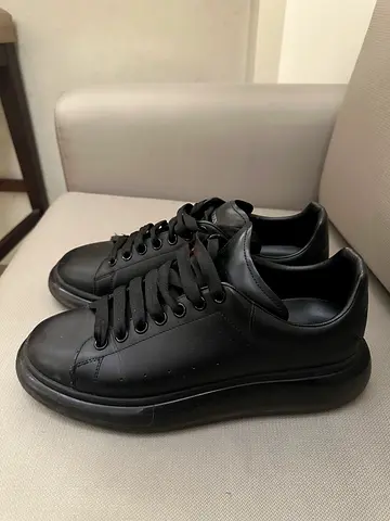 Alexander Mcqueen