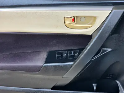 2015 Toyota COROLLA — фото 13