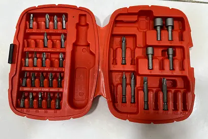 Black and Decker Screwdriver Bit and Socket Set with Carrying Case