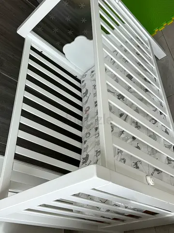 White Wooden Baby Crib with Mattress - Good Condition