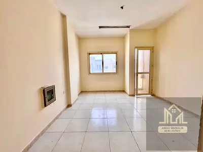 No Deposit// With Small Balcony// Only Family// On The Road Building