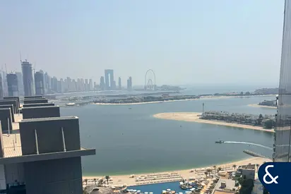 Premium Studio | Top Floor | Sea View