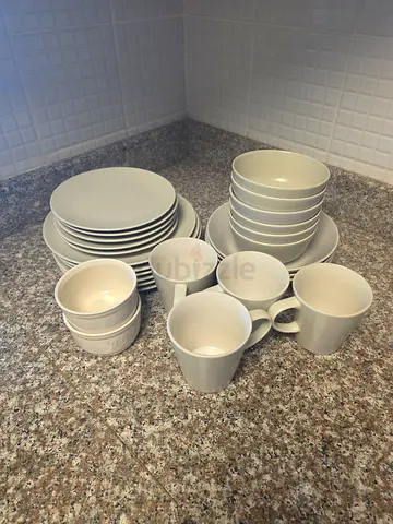 IKEA white stoneware dinner set — plates, bowls and mugs (26 pieces)