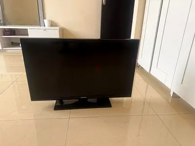 Samsung 32" LED TV - Good Working Condition