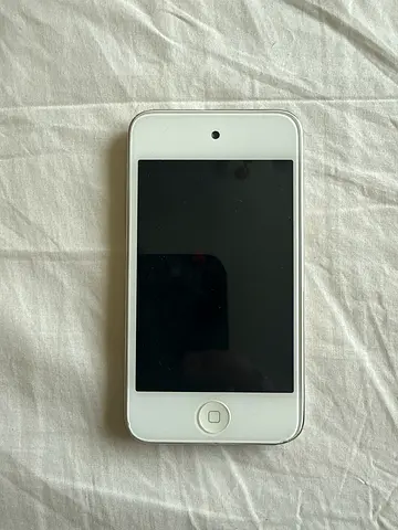 White Apple iPod Touch (4th gen) - Good Working Condition