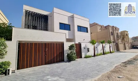 Luxury villa with private pool, electricity and water included, next to a mosque and all services