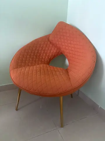 Accent chair