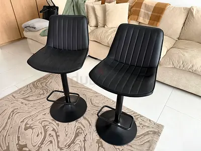 Set of 2 Black Adjustable Bar Stools