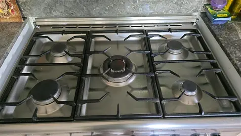 SMEG Freestanding 5-Burner Combination Gas Cooker W/Gas Oven, (115 L, 90 x 90