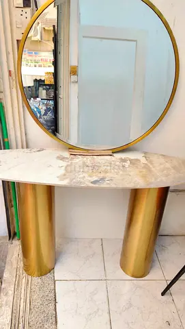 Consol table and mirror