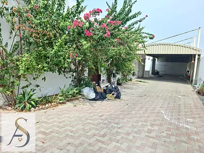 Spacious! 4bedroom villa hall inside parking inside ac central gass al Ramla sharjah