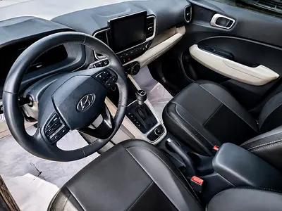 صورة 13 لـ 2024 Hyundai VENUE