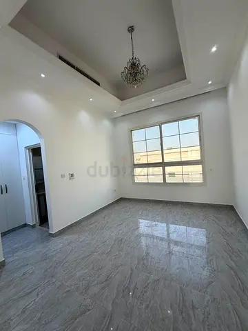 Room available in Al rashidiya