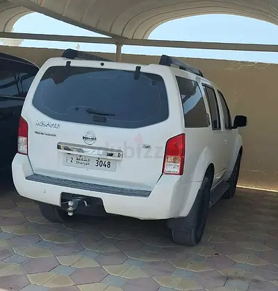 Nissan Pathfinder SE 2008 | Reliable 7-Seater | American Specs