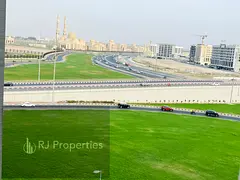 HOT OFFER LUXURY AND VERY SPACIOUS 1BHK WITH BALCONY PARKING WITH WARDROBE LIKE NEW BUILDING READY T