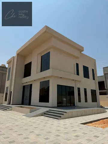للإيجار | فيلا حديثة جديدة تمامًا | الظيت