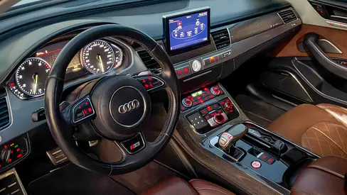 صورة مصغرة 14 لـ 2013 AUDI S8