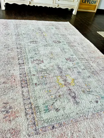Pottery Barn 100% Wool Tufted Medallion Rug