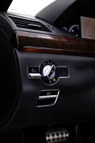 2011 Mercedes-BENZ S-CLASS 缩略图 12