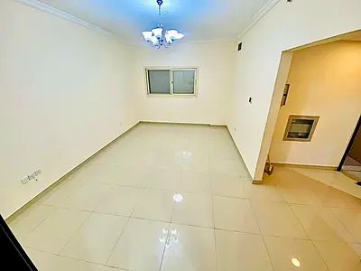 Luxury eligent 1bhk//front of park//1parking free
