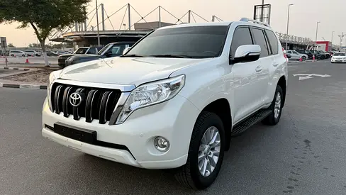 Toyota Prado GXR Model 2017 v6 GCC Specs, excellent condition ,First owner ,2key