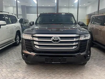 تويوتا لاند كروزر GXR V6 صبغ الوكاله الفطيم