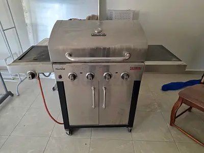 Char-Broil 4Burner Tru-Infrared Tech Stainless Steel Gas BBQ Grill with Side Shelves