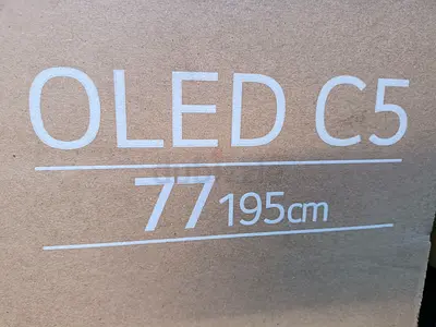 LG OLED eveo C5 77inch