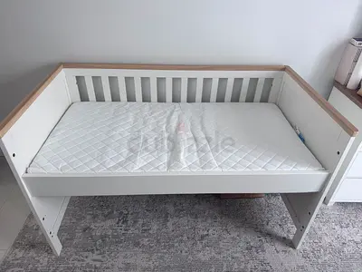 Mamas Papas Harwell Crib and mamas papas orthopedic mattress