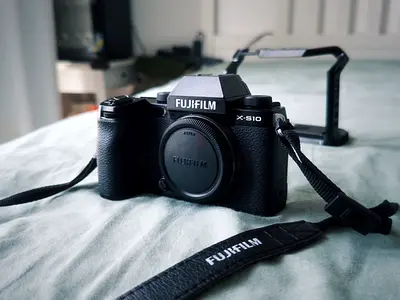 Fujifilm X-S10 – Like New | Only 19 Shutter Count | Fixed Price