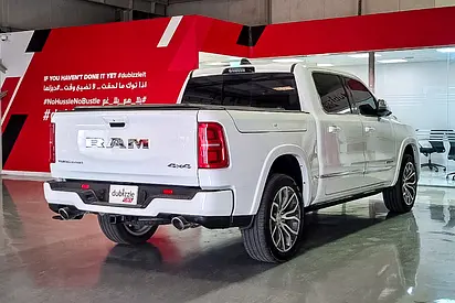 2025 RAM 1500 photo 6