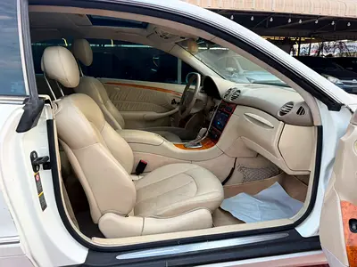 2004 Mercedes-BENZ CLK 照片 11