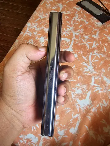 Fold 4 TRA mino4 dot inside screen