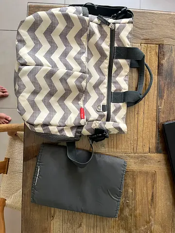 Chevron-pattern diaper bag with changing mat - good condition