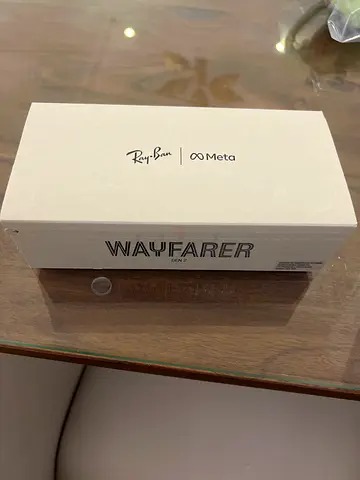 Ray-Ban META Wayfarer Sunglasses (Boxed) - GEN 2 MATTE BLACK NEW