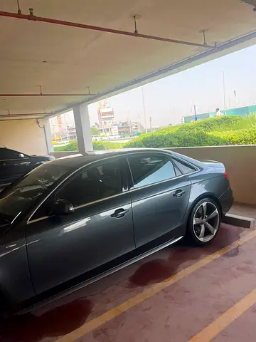 2013 AUDI A4 缩略图 3