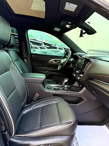 صورة 8 لـ 2023 Chevrolet TRAVERSE